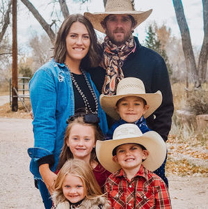 Meet your Posher, Dallie